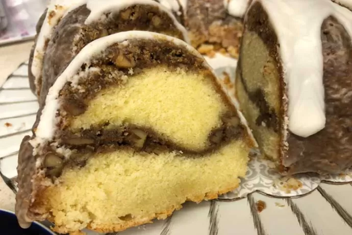 Cinnamon Swirl Bundt Cake