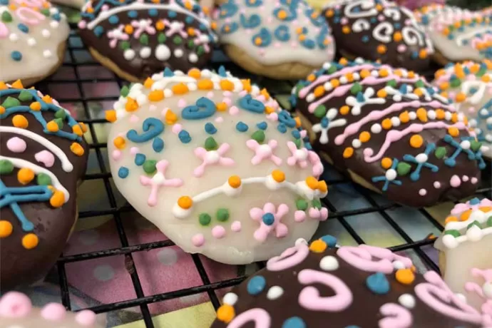 Chocolate Chip Easter Cookies